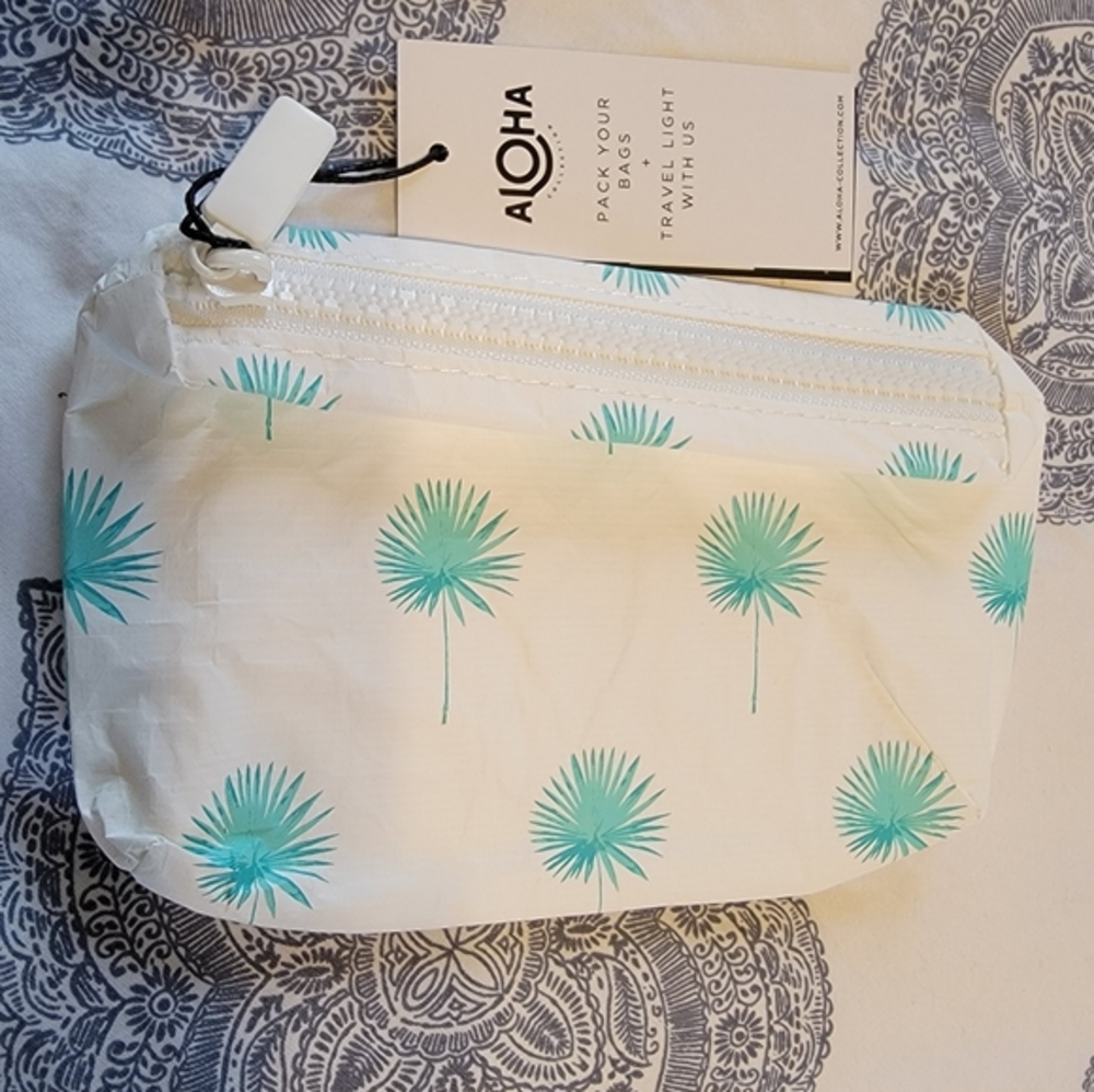 2 Aloha collection bags: Max pouch, mini pouch bundle
